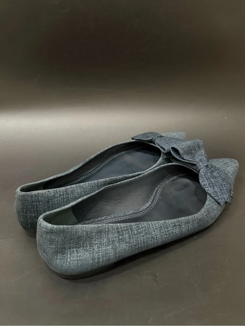 TORY BURCH Rosalind Navy Blue Denim Print Textured Suede Ballet Flats Size 8M